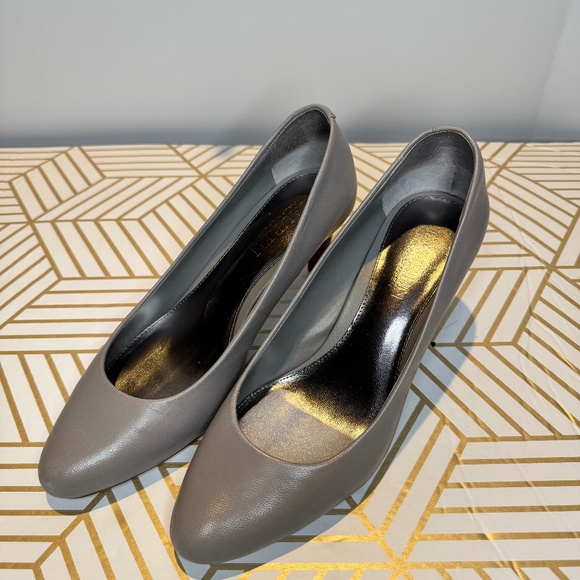 Ralph Lauren harper heels - Picture 1 of 4